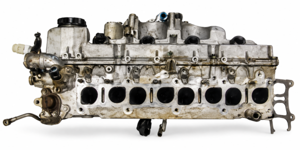 Used Aluminum Cylinder Head Assembly Mitsubishi Pajero 3.2 Diesel Cylinder Head 4M41 Engine – Used Auto Spare Parts Dubai UAE